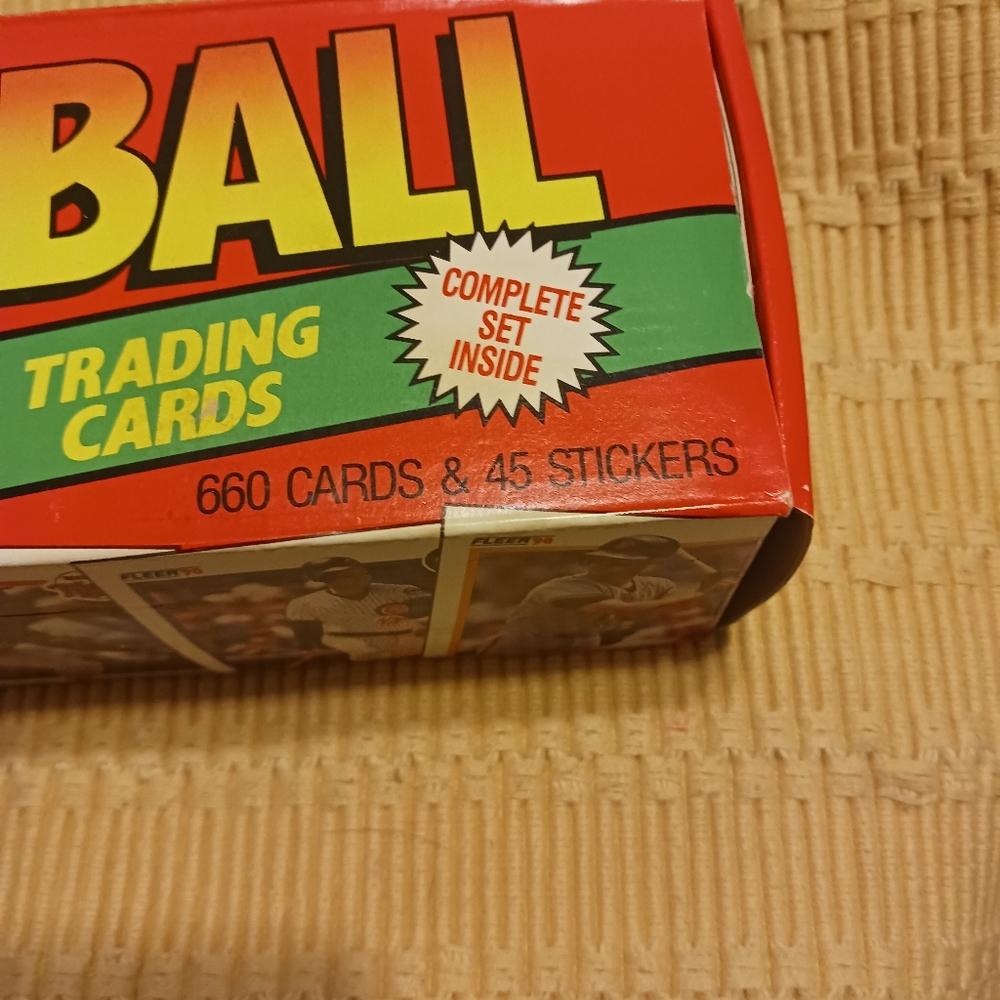 NOS 1990 Fleer Baseball Card Set - Picture 3 of 6